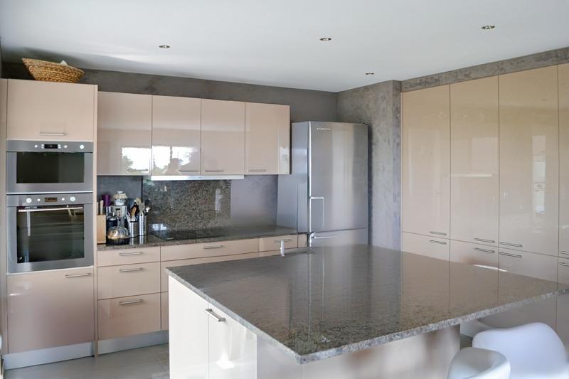 Appartement - 216 m² - 7 pièces