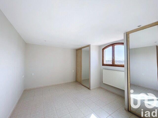 Maison - 205 m² - 7 pièces