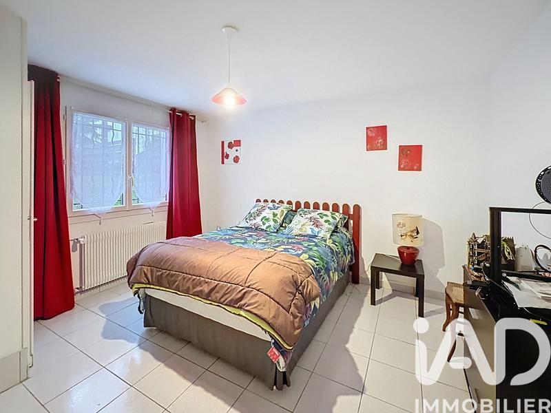 Maison - 258 m² - 8 pièces