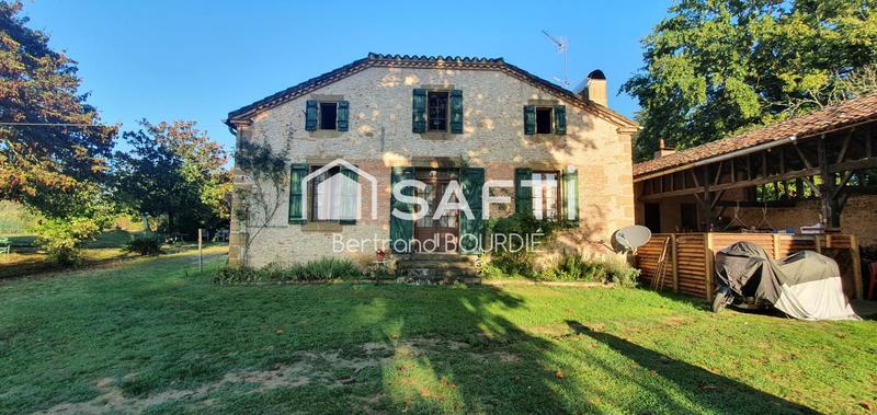 Maison - 470 m² - 20 pièces