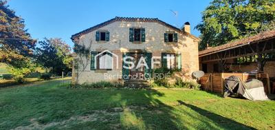 Maison - 470 m² - 20 pièces