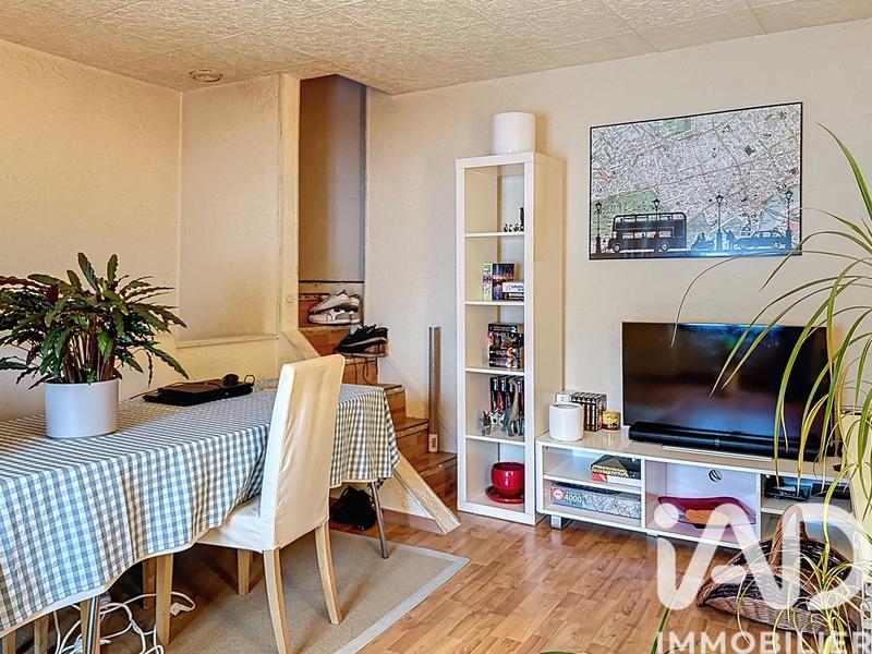 Maison - 94 m² - 5 pièces