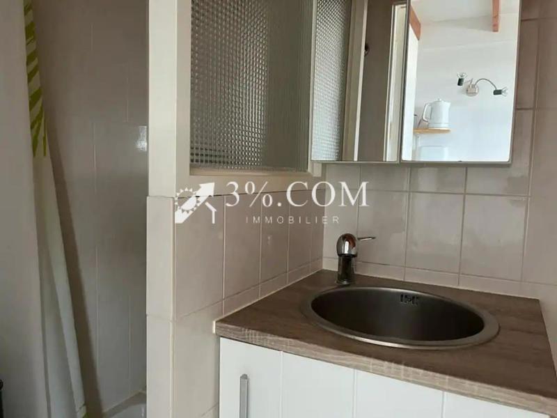 Studio - 12 m² - 1 pièce