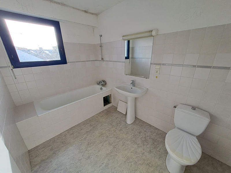 Appartement - 104 m² - 4 pièces