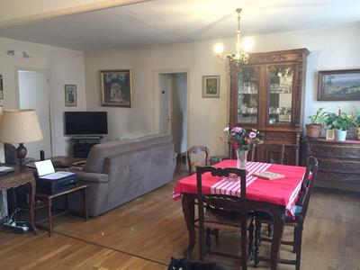 Maison - 370 m² - 21 pièces