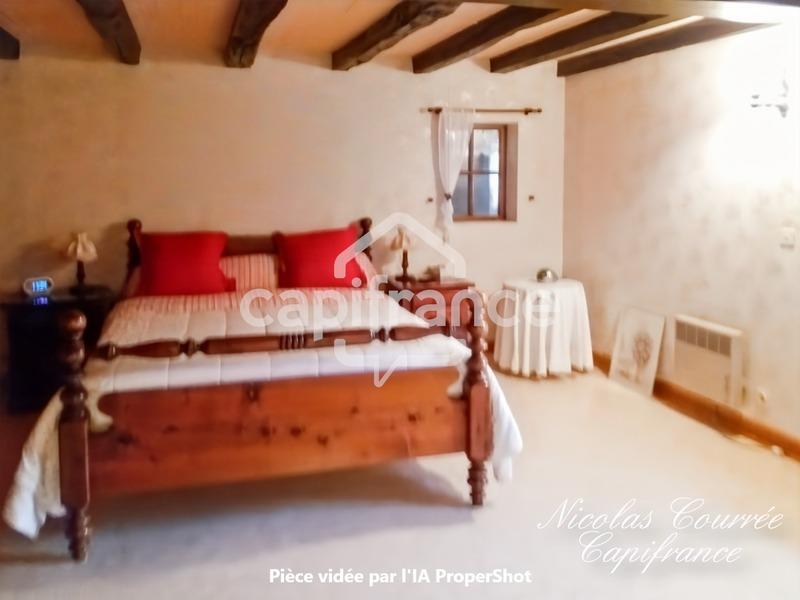 Maison - 214 m² - 5 pièces