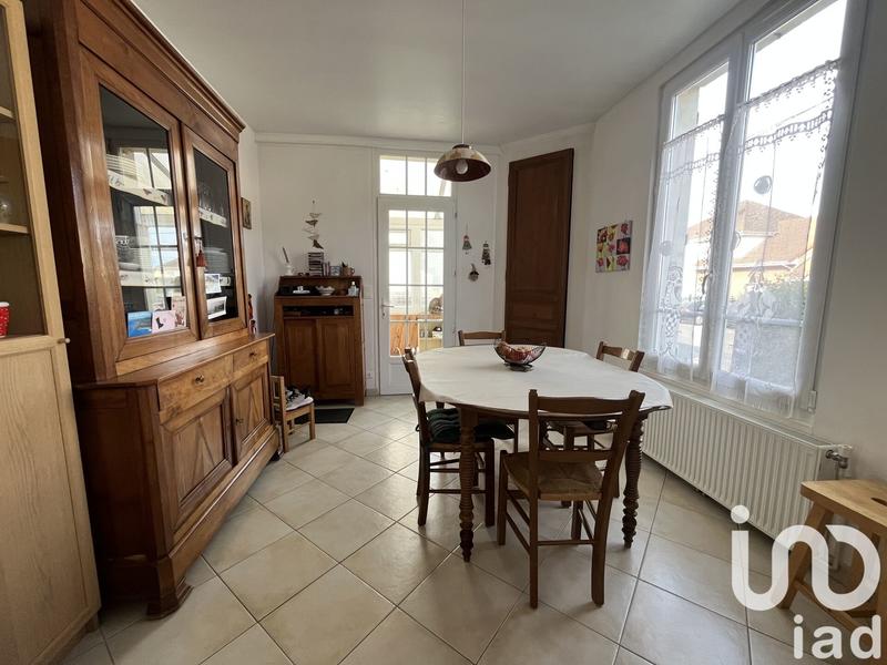 Maison - 102 m² - 4 pièces