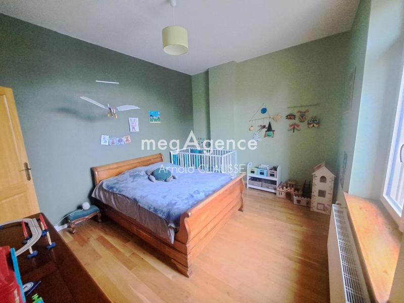 Maison - 217 m² - 11 pièces