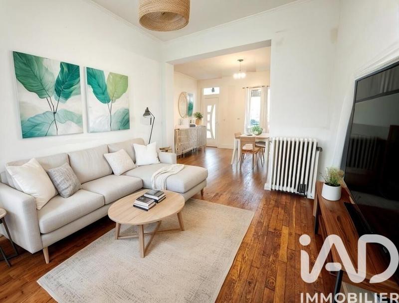 Maison - 104 m² - 4 pièces