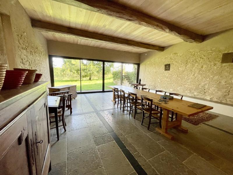 Maison ancienne - 409 m² - 12 pièces