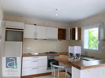 Maison - 102 m² - 5 pièces