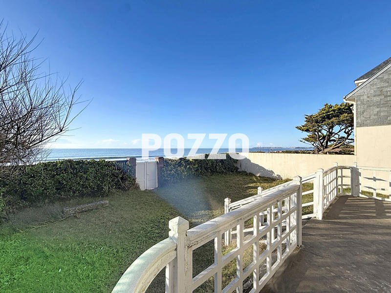 Maison - 170 m² - 10 pièces