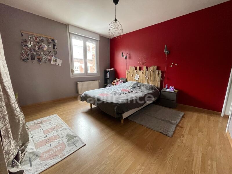 Maison - 80 m² - 4 pièces