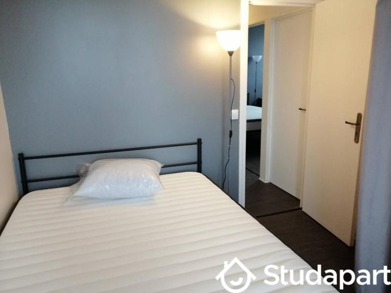 Chambre - 11 m² - 1 pièce