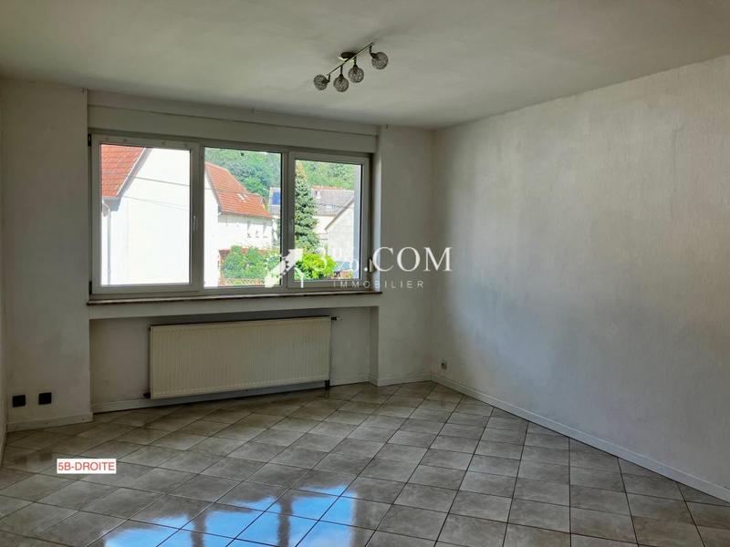 Maison - 230 m² - 9 pièces
