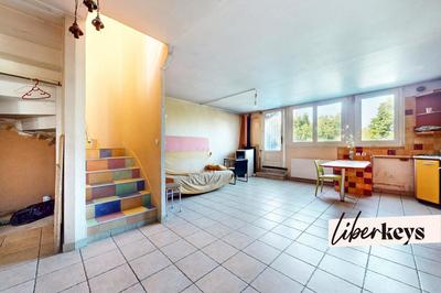 Duplex - 85 m² - 4 pièces