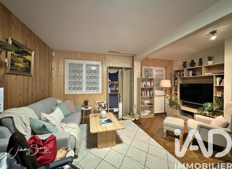 Maison - 92 m² - 5 pièces