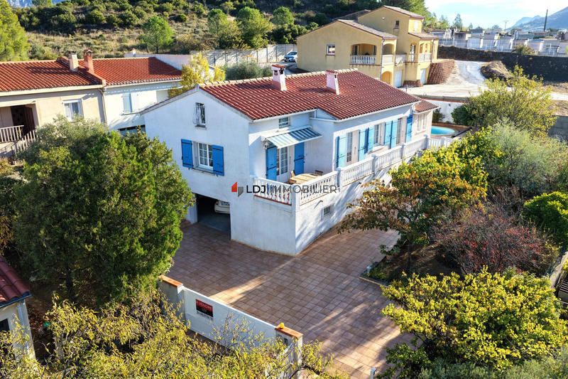 Maison traditionnelle - 125 m² - 6 pièces