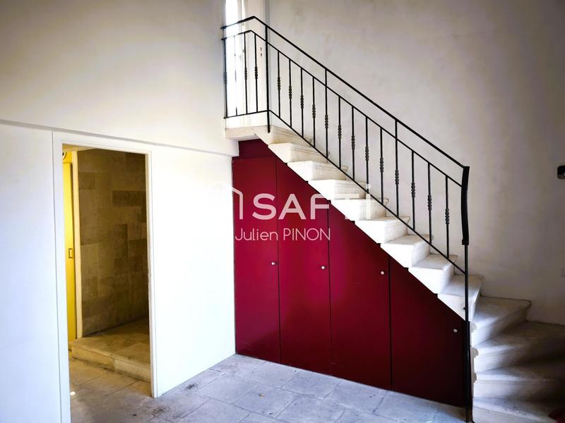 Maison - 180 m² - 5 pièces