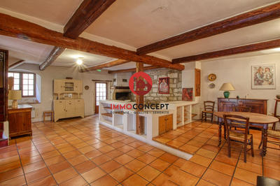 Maison ancienne - 188 m² - 5 pièces