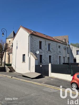 Maison - 95 m² - 5 pièces