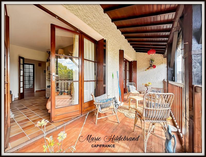 Maison - 173 m² - 9 pièces