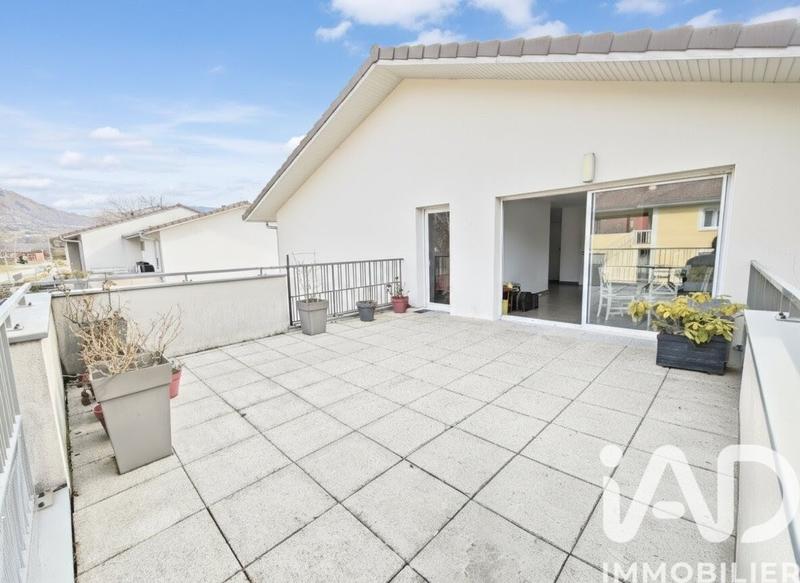Appartement - 83 m² - 4 pièces
