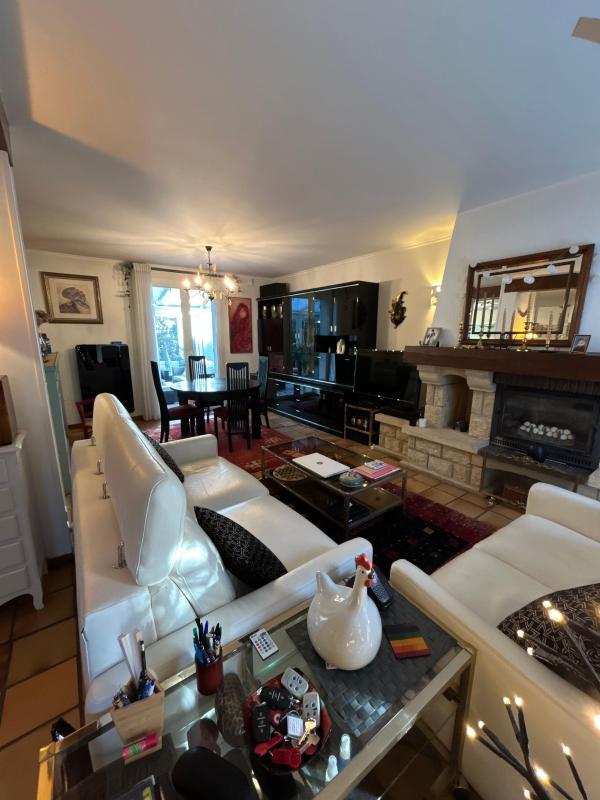 Maison - 96 m² - 5 pièces