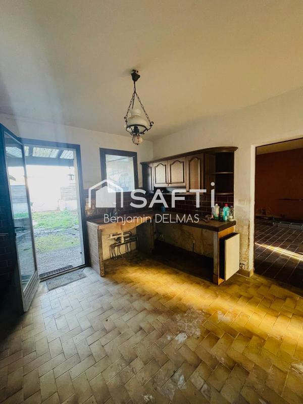 Maison - 210 m² - 7 pièces