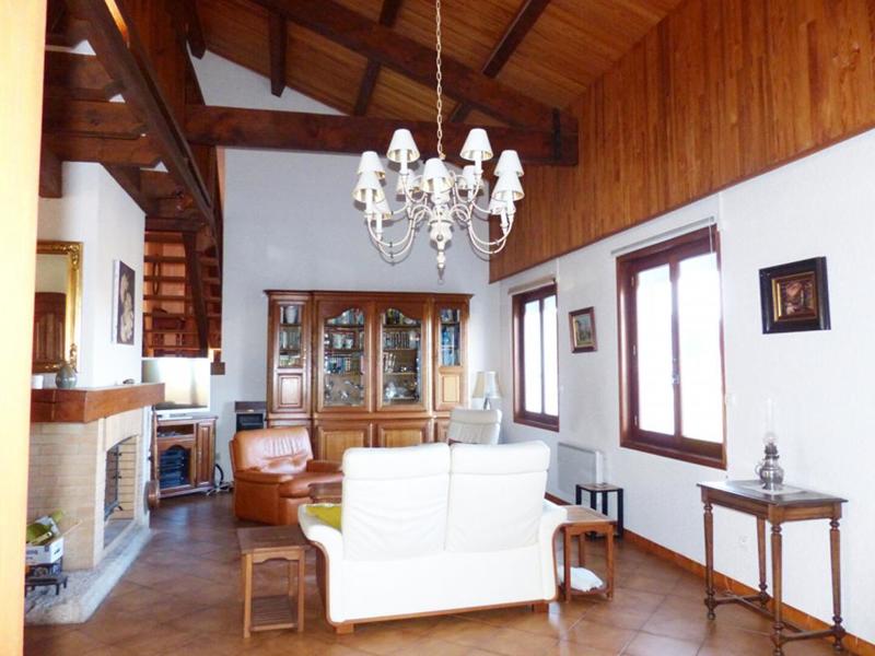 Maison - 195 m² - 5 pièces