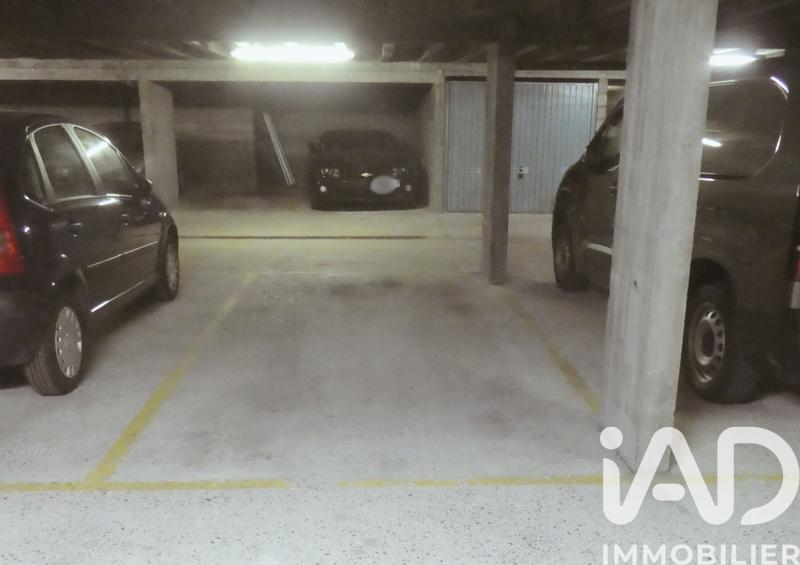 Parking - 11 m²