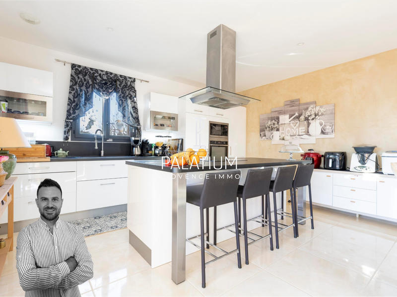 Villa - 149 m² - 5 pièces