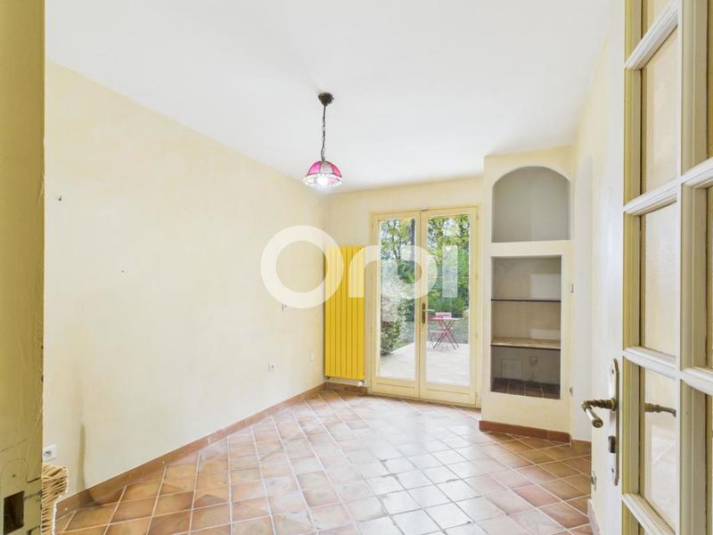 Maison - 200 m² - 6 pièces