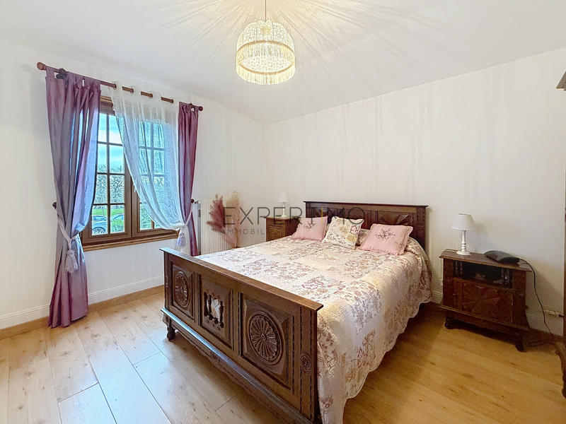 Maison - 194 m² - 10 pièces