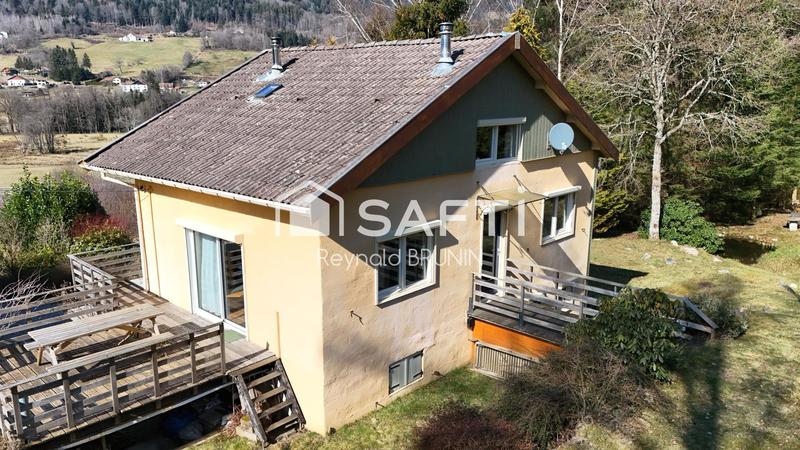 Maison - 108 m² - 6 pièces