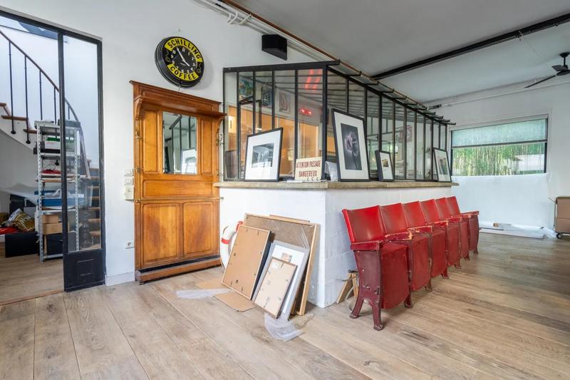 Maison - 407 m² - 5 pièces