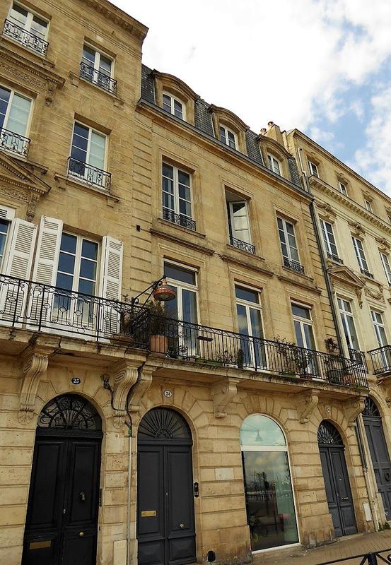 Appartement - 98 m² - 3 pièces