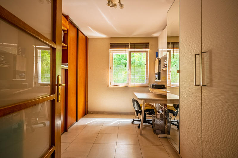 Maison - 250 m² - 7 pièces