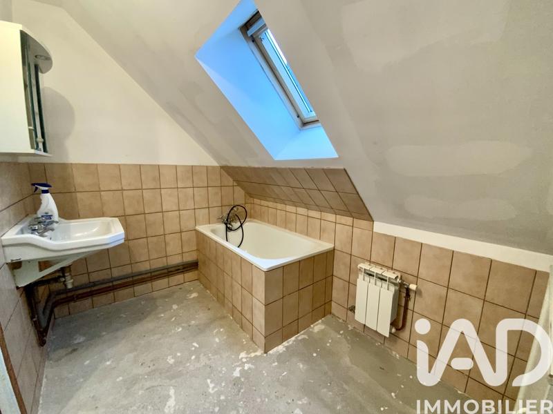 Maison - 100 m² - 8 pièces