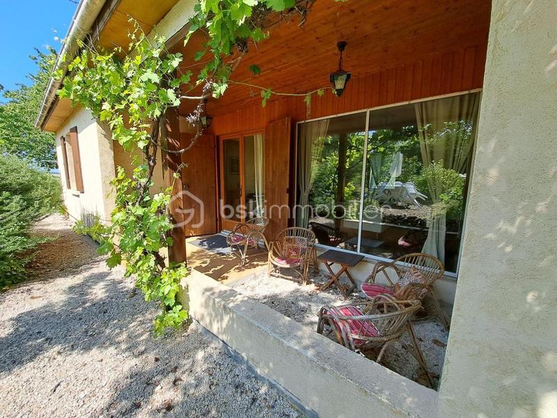 Propriété - 550 m² - 22 pièces