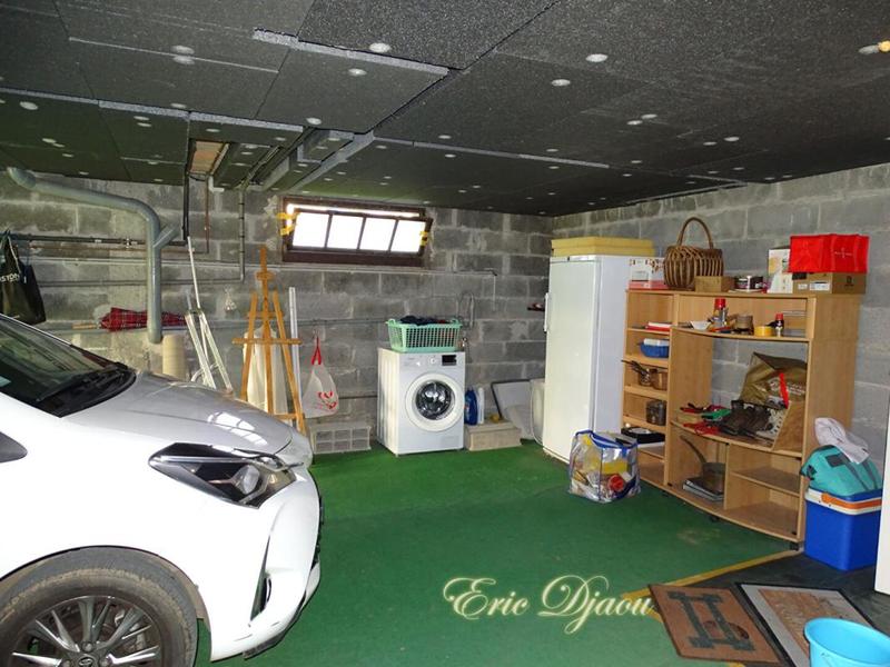 Maison - 236 m² - 10 pièces