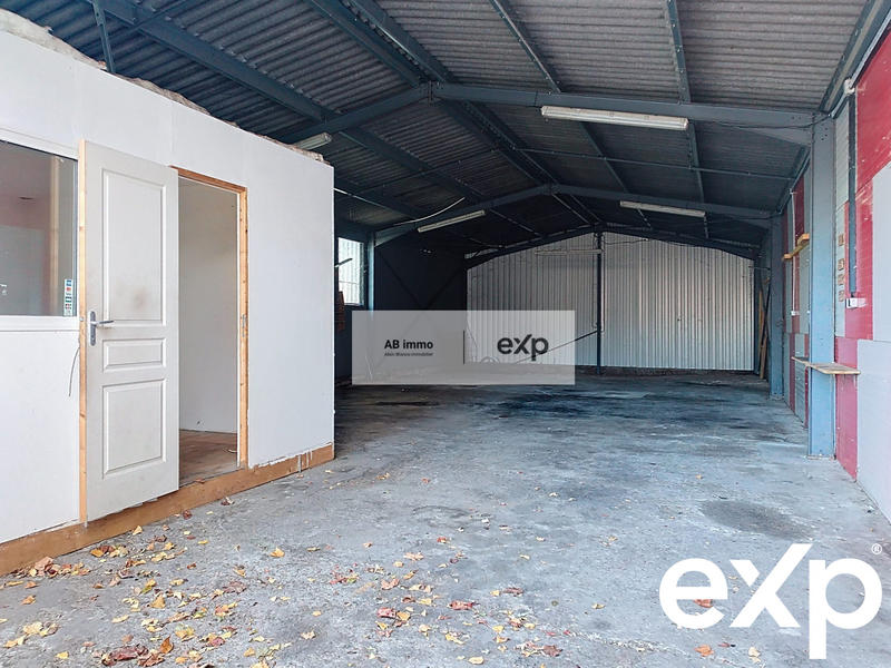 Local d'activités - 150 m²