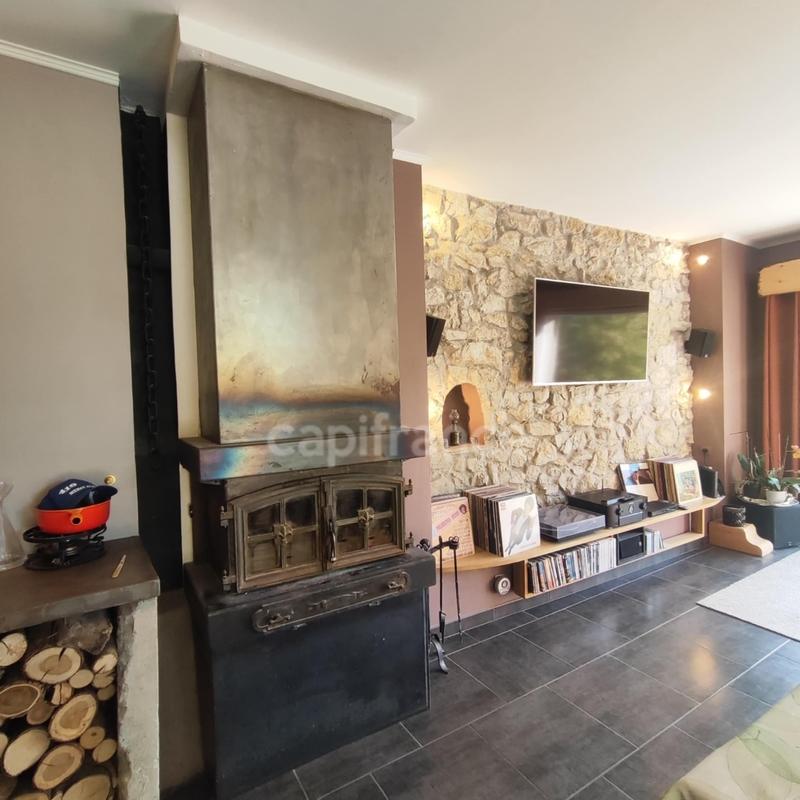 Maison - 290 m² - 11 pièces