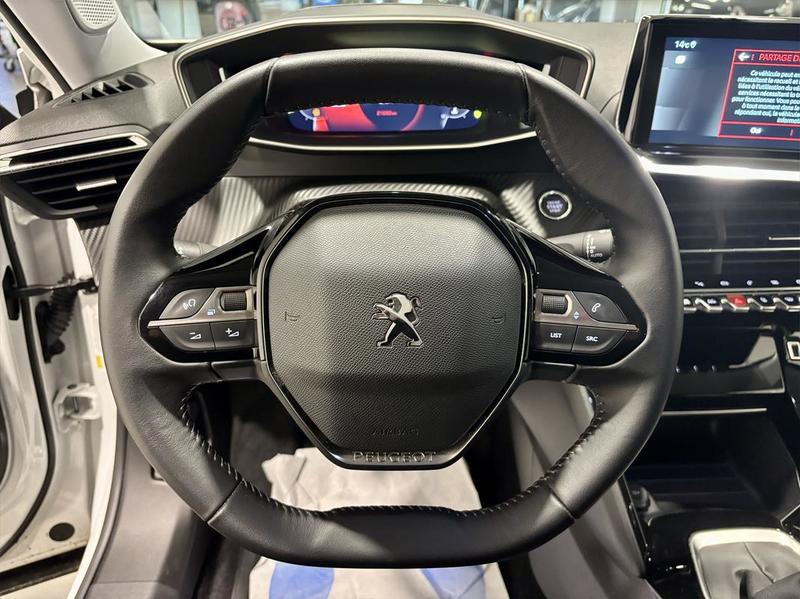 Peugeot 2008 II 1.5 Bluehdi 110 Allure Pack