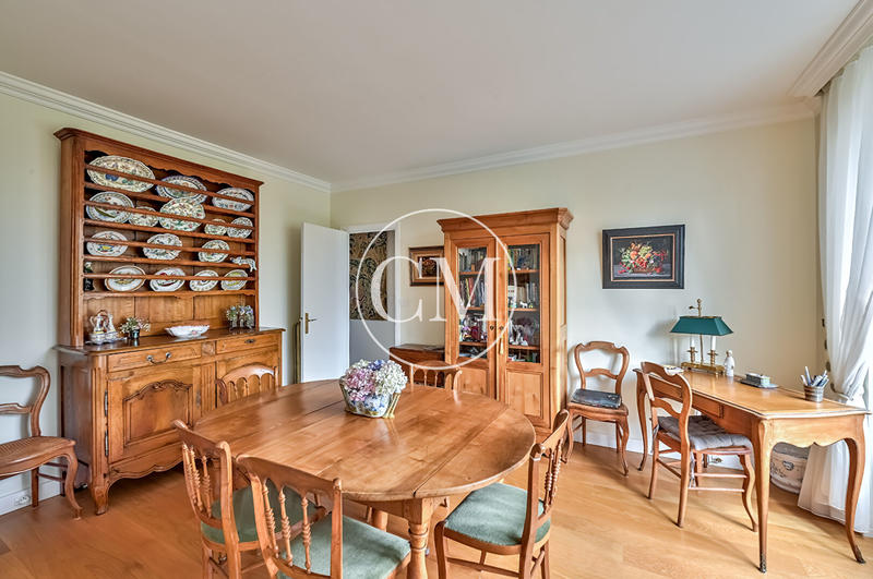 Appartement - 131 m² - 5 pièces