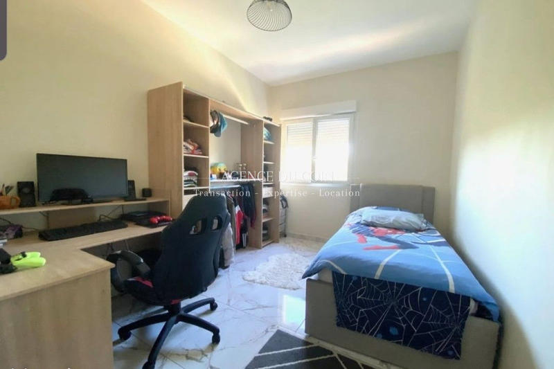 Villa - 155 m² - 8 pièces