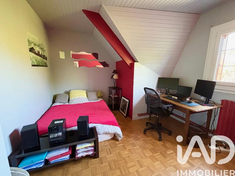 Maison - 180 m² - 9 pièces