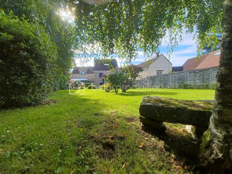 Maison - 224 m² - 7 pièces