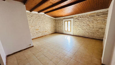 Maison de village - 222 m² - 10 pièces