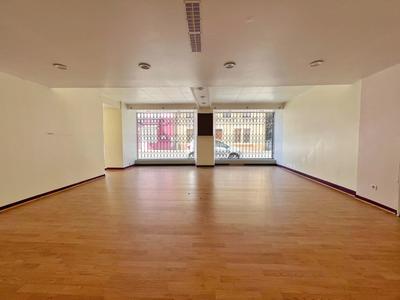 Local commercial - 70 m² - 2 pièces